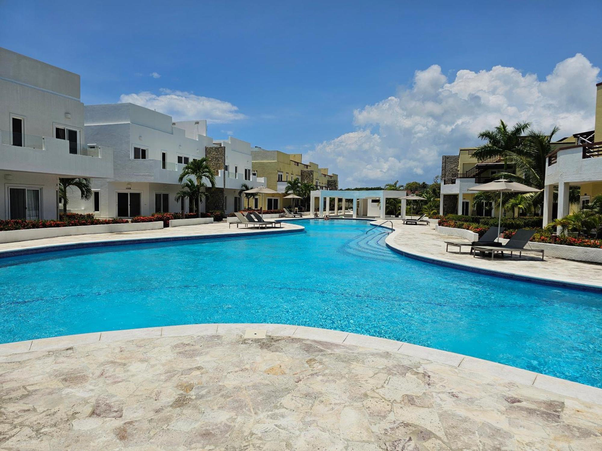 Las Palmas Joliet Corozal  Exterior photo