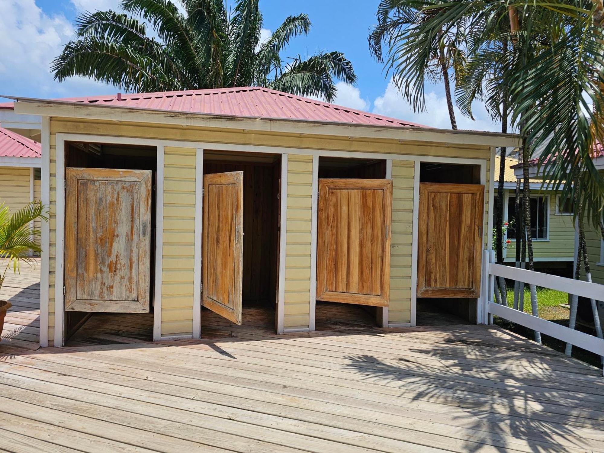 Las Palmas Joliet Corozal  Exterior photo